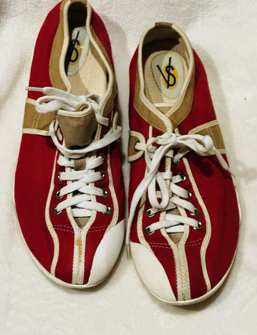 The Swank Company Womens Sz 8M Red Cream Fashion Sneakers Designer Casual Bold